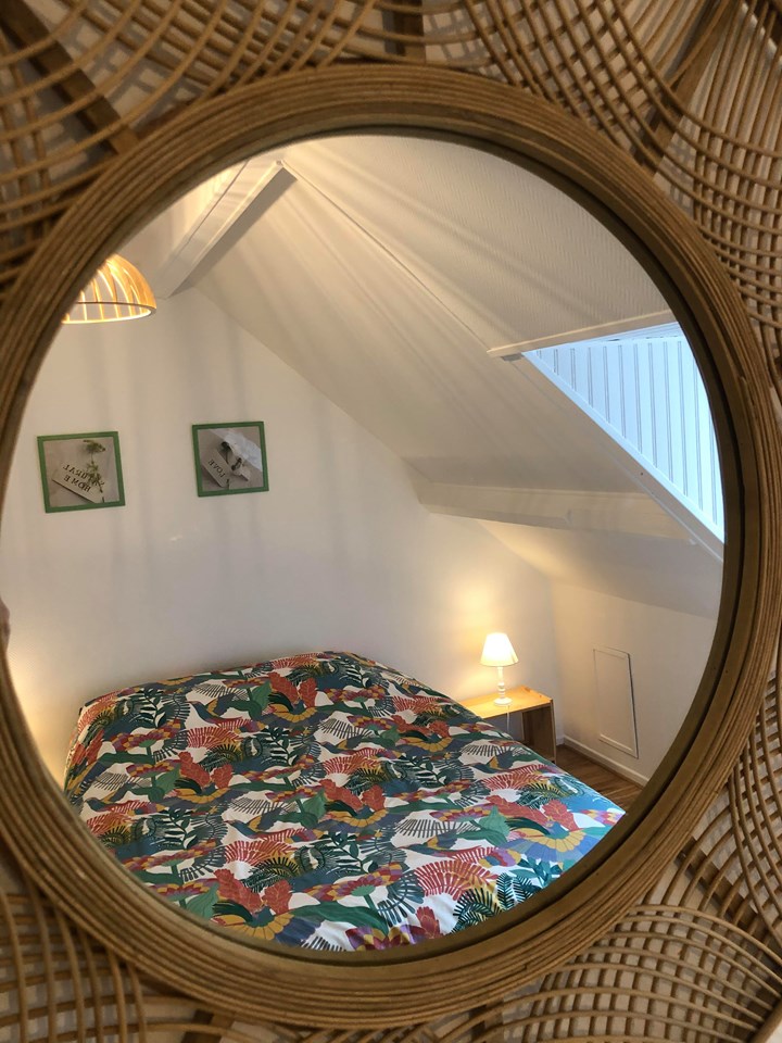 MIROIR CHAMBRE 1