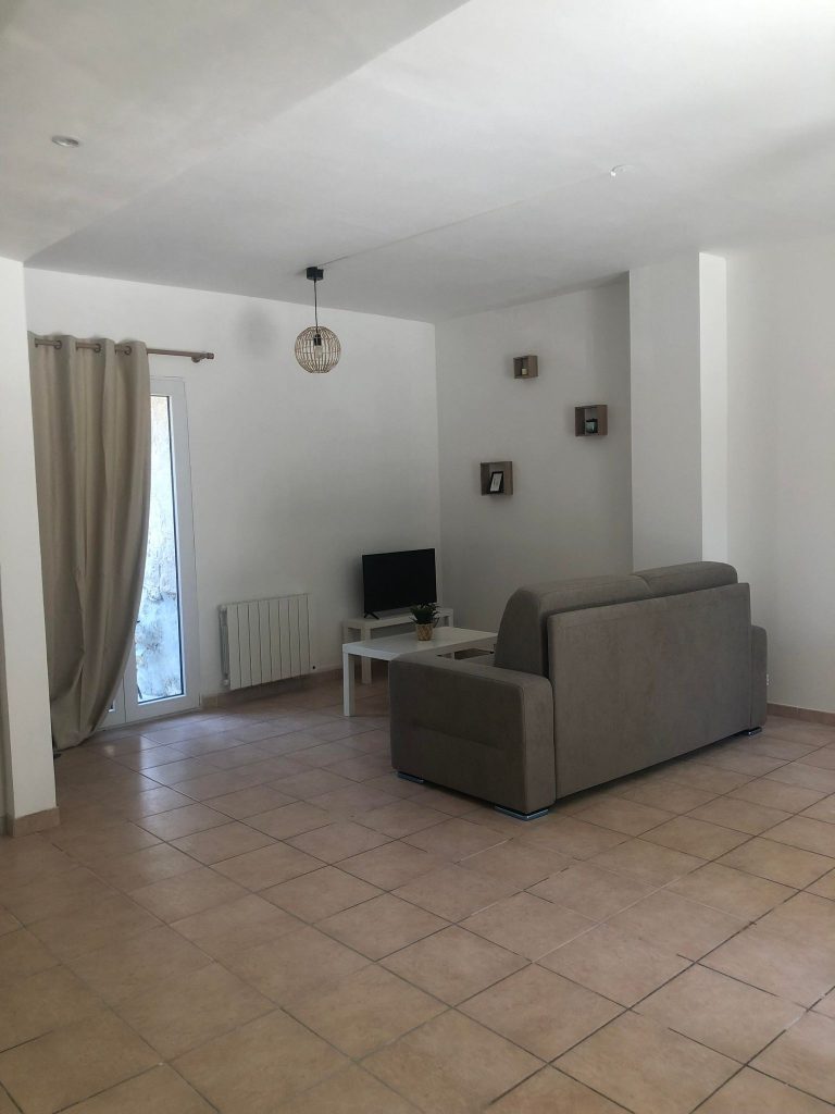 salon avec tele